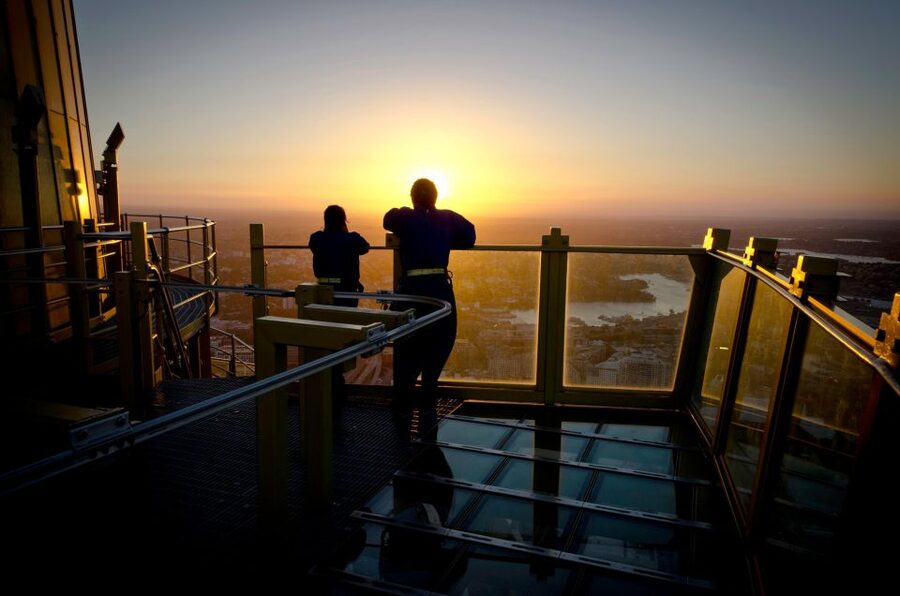 Skywalk at The Sydney Tower Eye: Ticket & Tour - Location at Westfield Pitt Street: arrive early and be ready