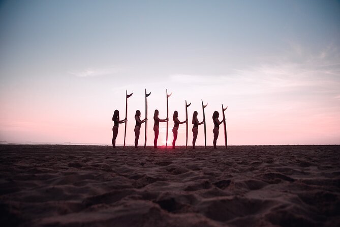 Sunrise & Surf Beach Lifestyle Photoshoot - Posing help that works when you feel nervous