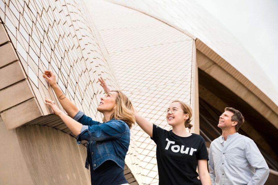 Sydney: 1-Hour Opera House Tour with Meal and Drink - Pacing and guide impact: why the hour feels worthwhile