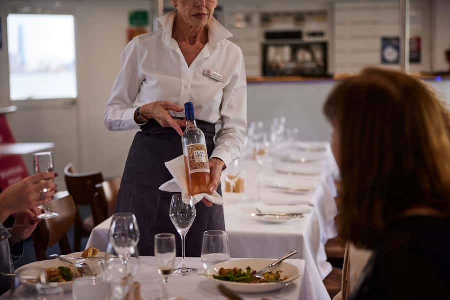 Sydney: 3-Course All Inclusive Dinner Harbour Cruise - The 3-course dinner: how it actually feels during the cruise