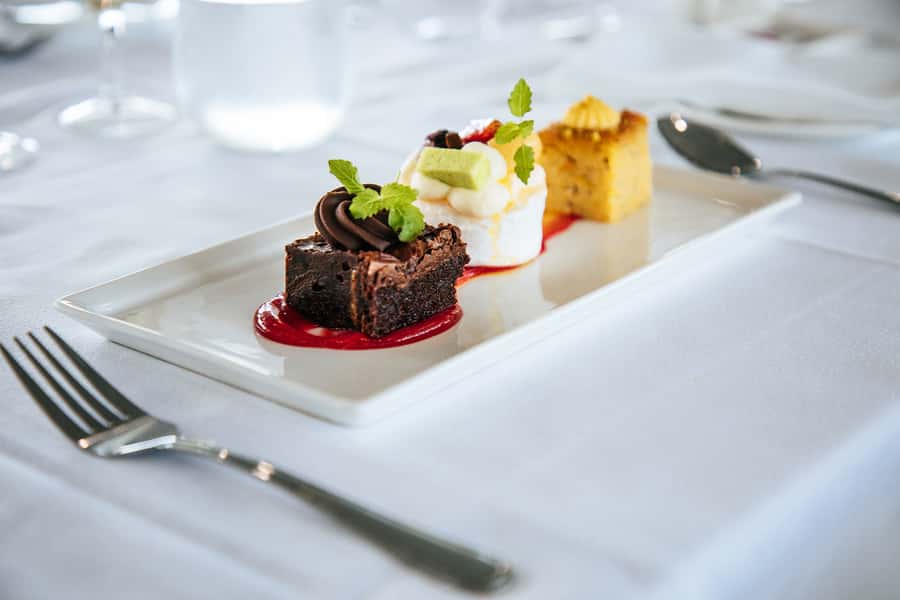 Sydney: 3-Course All Inclusive Dinner Harbour Cruise - Getting on board at Darling Harbour, without the hassle