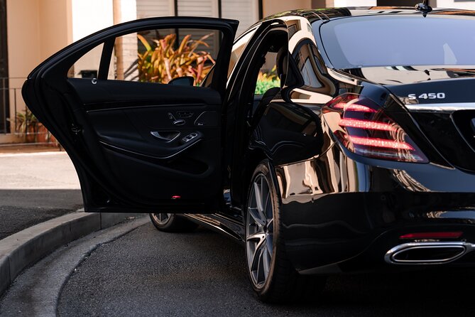 Sydney Airport Premium (DEPARTURE) Transfer - Choosing the right vehicle: sedan vs people mover vs minibus