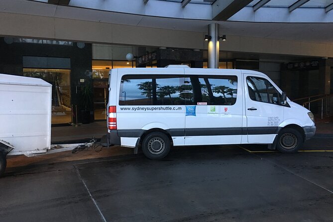 Sydney Airport to Sydney CBD shared ride seat in vehicle shuttle transfer - Using the Ride Like a Mini Orientation