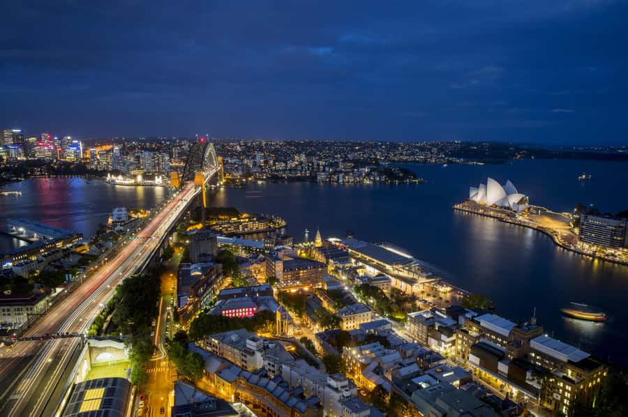 Sydney: Big Bus Panoramic Night Tour by Open-Top Bus - Live Guide Stories in English, With a Few Things to Watch