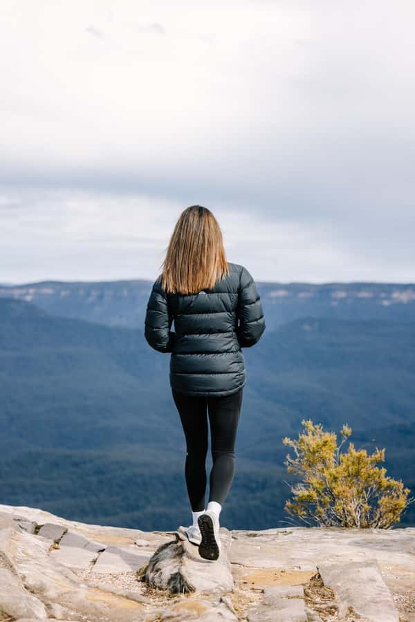 Sydney: Blue Mountains Scenic World, Wildlife Park and Lunch - Three Sisters at Echo Point: iconic rocks plus long-time stories