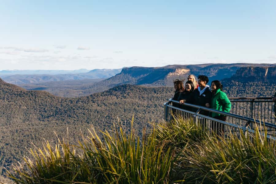 Sydney: Blue Mountains Wildlife & Bushwalk Small-Group Tour - Blue Mountains day trip logistics that set the tone