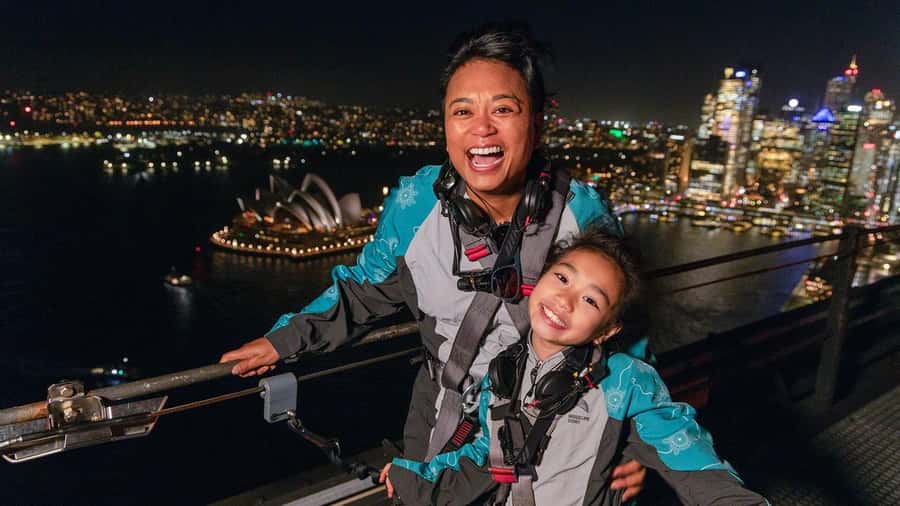 Sydney: BridgeClimb Sydney Harbour Summit Night - Who this night summit climb suits best