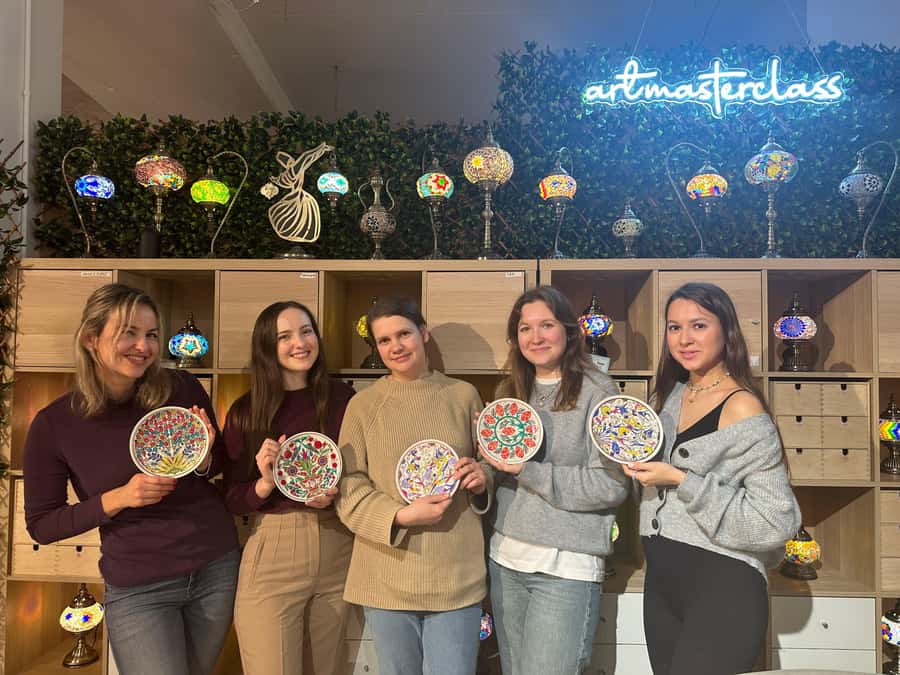 Sydney: Ceramic Plates & Bowls Paint and Sip Classes - Potential downsides, and how to get the best experience