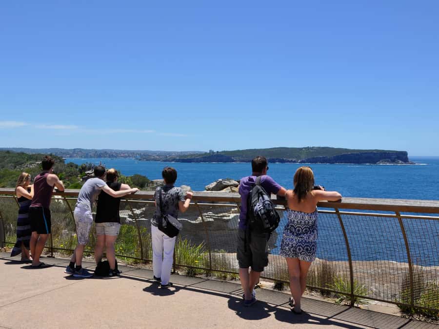 Sydney: City Highlights Guided Bus Tour - Key things that make this Sydney bus tour work