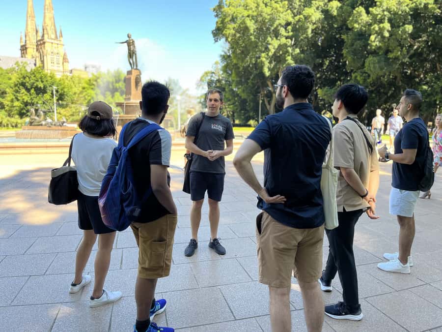 Sydney: City & The Rocks 3.5-Hour Walking Tour with a Drink - Key highlights at a glance