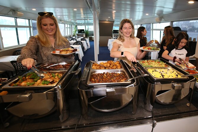 Sydney Combo: Morning Sightseeing to Bondi & Harbour Lunch Cruise - Bondi Beach for 30 minutes: make it count, then get back on the clock