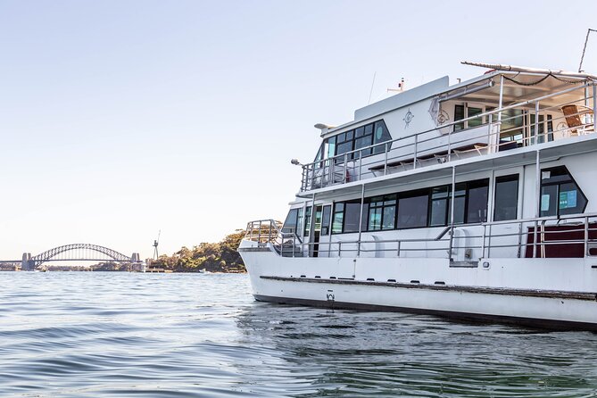 Sydney Combo: Morning Sightseeing to Bondi & Harbour Lunch Cruise - Boarding at Circular Quay: timing is everything