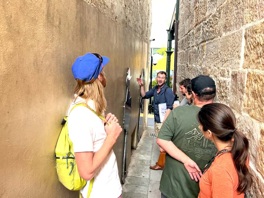 Sydney Convicts, History & The Rocks 2.5-Hour Walking Tour - The Rocks 75-minute loop: cobblestones, convict cut sandstone, and hidden remnants