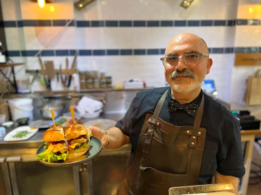 Sydney: Food Tour in Trendy Surry Hills with 8 Tastings - Price and Value: How $111 Should Feel