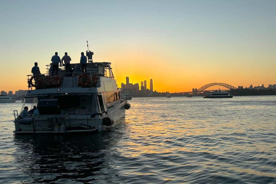 Sydney: Golden Glow Sunset Harbour Cruise with 1 Drink - Price and Value: Is $60 Worth It?