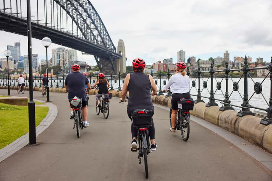 Sydney: Guided Harbour E-Bike Tour - Mrs Macquarie’s Chair and Mrs Macquarie’s Road, the Opera House view