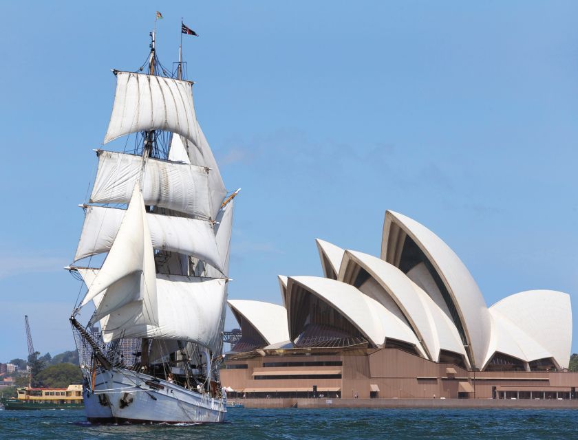 Sydney: Harbor Sunset Cruise with Dinner - Dinner on board: what the included meal really means