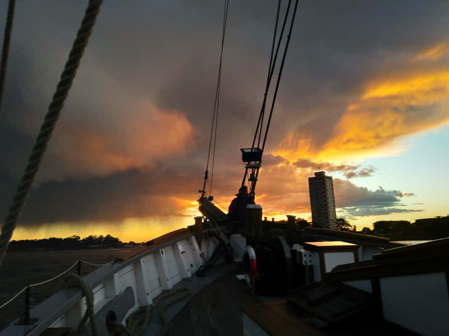 Sydney Harbor Tall Ship Wine & Canapés Evening Cruise - Getting to Campbell’s Cove and boarding without stress