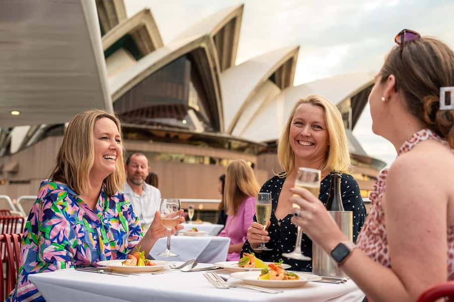 Sydney Harbour: 1.5-Hour Lunch Cruise - Itinerary reality: how the 1.5 hours actually work