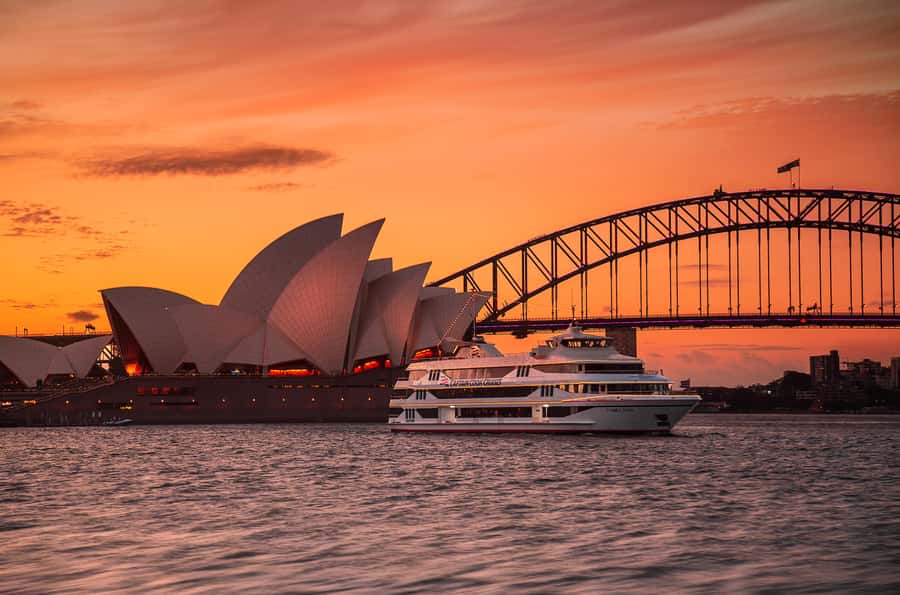 Sydney: Harbour Dinner Cruise with 3, 4 or 6-Course Menu - Where this cruise fits into your Sydney plan