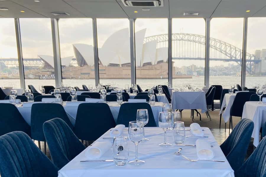 Sydney Harbour Lunch Cruise: 360° Glass Boat Views & Buffet - 360-Degree Glass Views Over Sydney Harbour