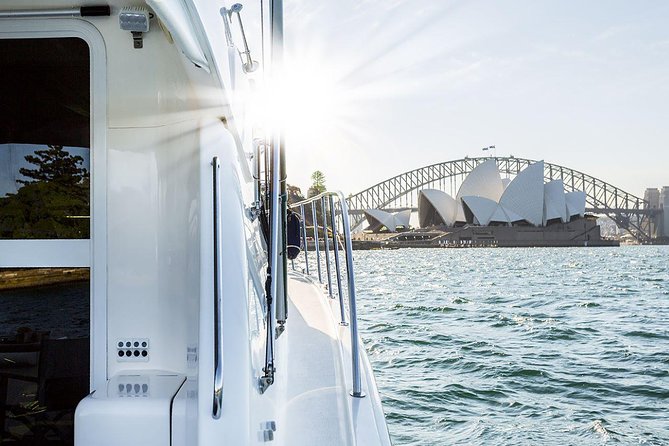 Sydney Harbour Progressive Long Lunch Cruise - The big idea: a progressive lunch that avoids the usual sightseeing grind