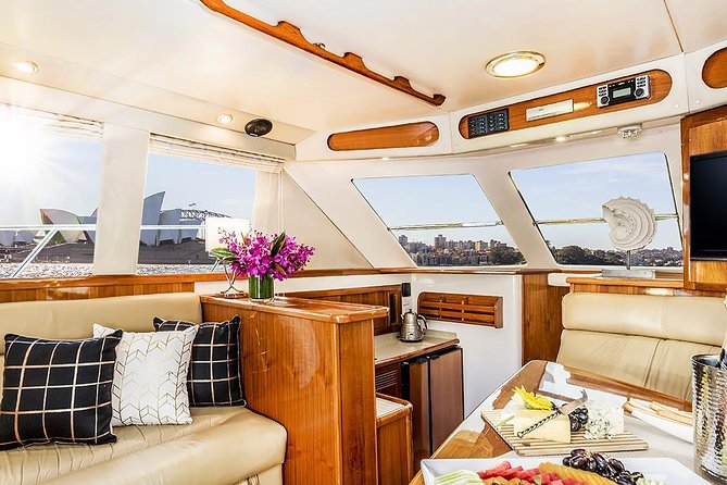 Sydney Harbour Side Restaurant Dinner and Twilight Cruise - Making the most of dusk: simple tips for better views and a smoother night