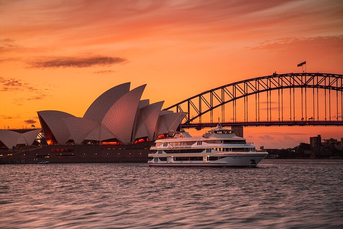 Sydney Harbour Starlight Dinner Cruise from Circular Quay - A four-course dinner with canapés, plus live music on weekends