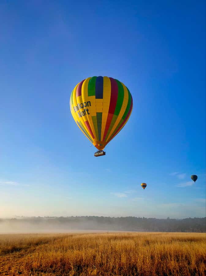 Sydney: Hunter Valley Sunrise Balloon Flight with Transfer - The balloon flight itself: what you do in the basket