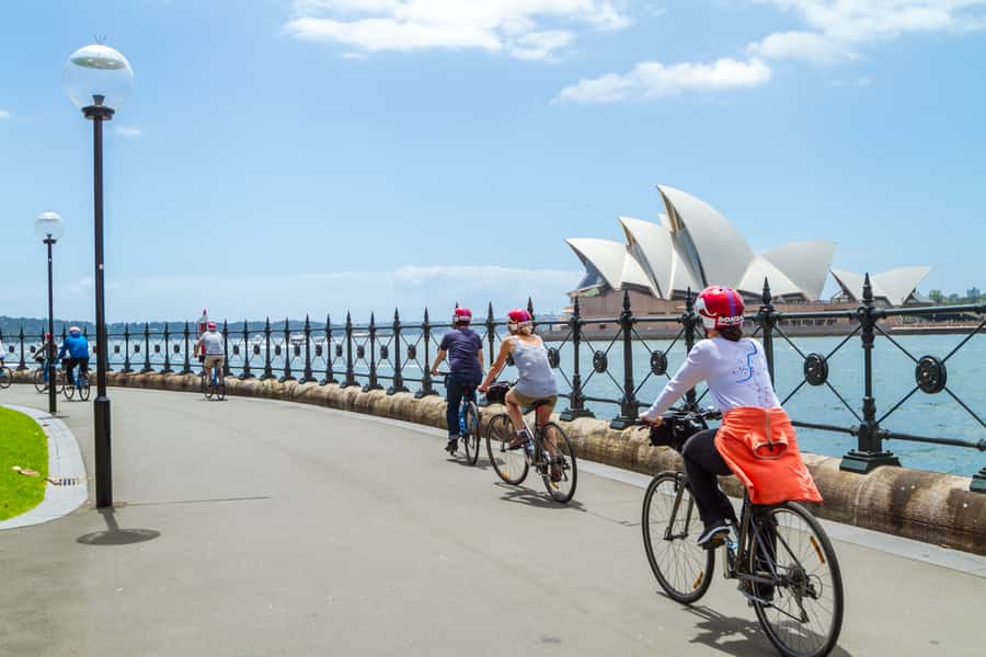 Sydney: Iconic Sights 4-Hour Bike Tour - Darling Harbour and Royal Botanic Gardens Flying Fox Chances