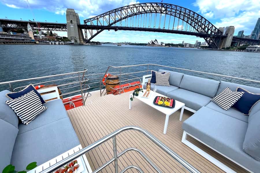 Sydney: Intimate Vivid Harbour Cruise with Canapes - Key highlights you should care about