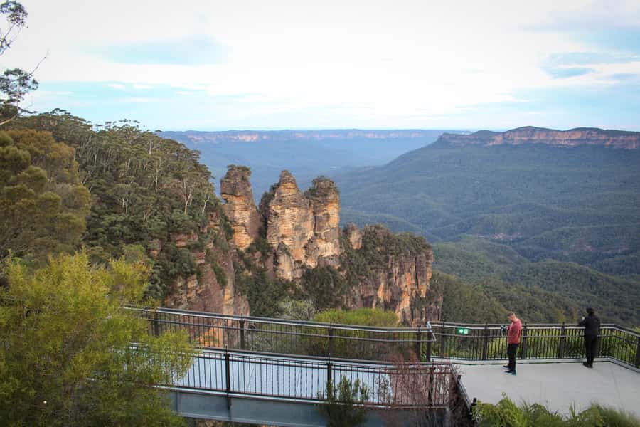 Sydney: Luxury Blue Mountains Adventure with Wentworth Falls - Guides, not just directions: the difference between a drive and a story