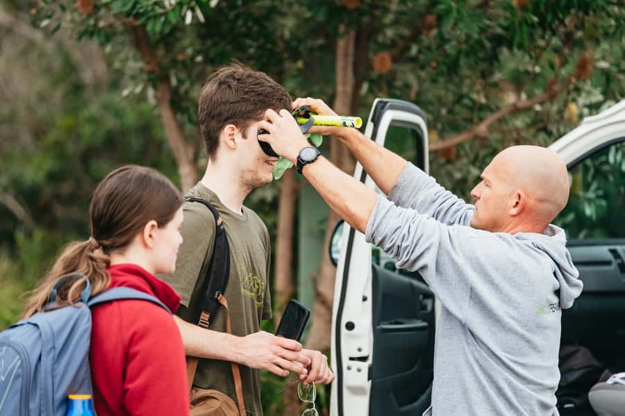 Sydney: Manly and Shelly Beach Snorkeling Tour - The 30-minute 800m headland walk: Northern Beaches views and coastal culture