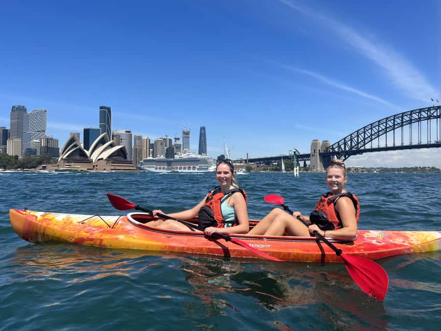 Sydney: Opera House and Harbour Guided Kayak Tour - Harbour Bridge pass-by: moving your viewpoint, not just watching it