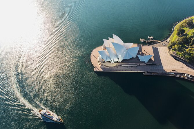 Sydney Opera House Architectural Tour - Inside stops: great hall time and interior design cues