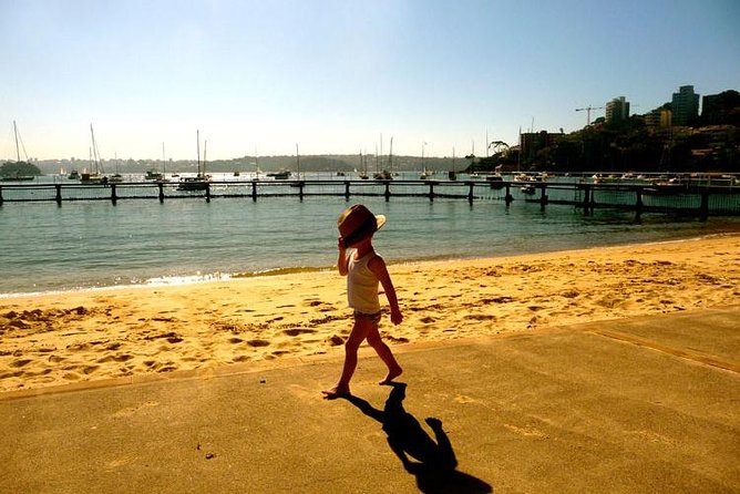 Sydney Photography Course in the Historic Rocks Area - Small-group attention: why max 10 matters