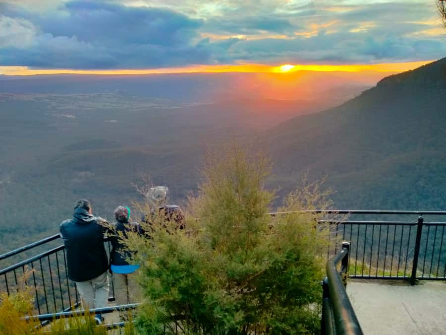 Sydney: Private Blue Mountains, Waterfalls, Walks & Meals - Echo Point to Katoomba, plus Wildlife Spotting You Might Actually Feel
