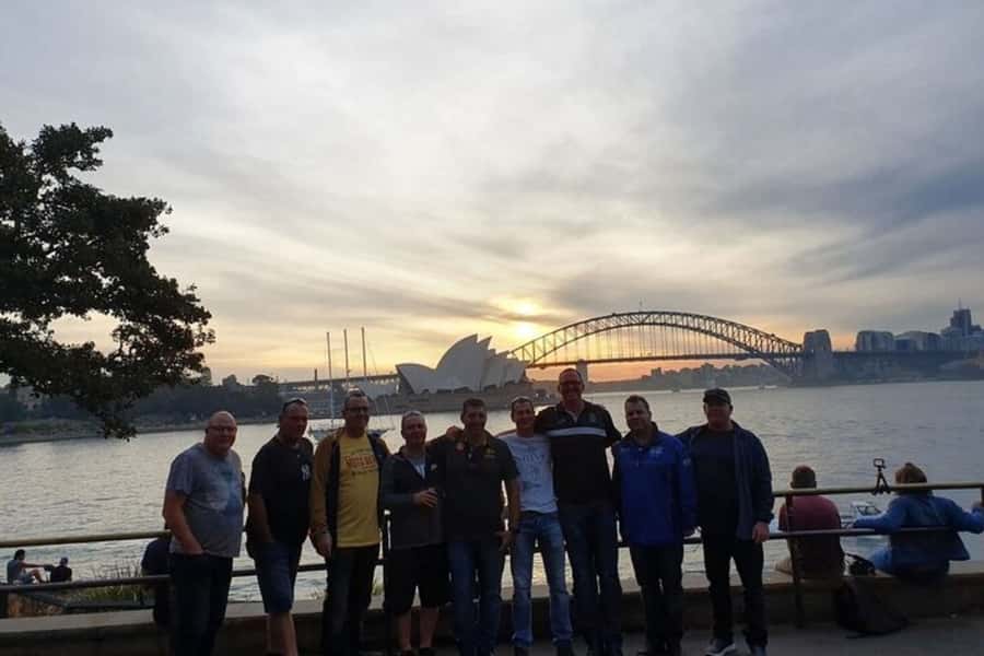 Sydney: Private custom tour with a local guide - Private walking tour value in a big-city schedule