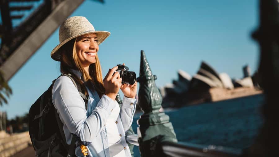 Sydney Private & Custom Walking Experience with a Local - Sydney Bridge, Botanic Gardens, and harbor time in one day plan