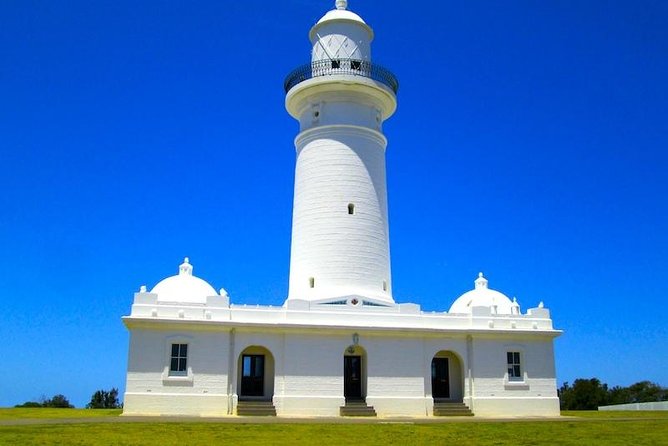 Sydney Private Day Tours | See Sydney in Style | 8 Hour Luxury Private Tour - A smooth start with hotel pickup and an eight-hour city rhythm