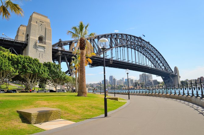 Sydney Private Day Tours | See Sydney in Style | 8 Hour Luxury Private Tour - Woolloomooloo Wharf and Elizabeth Bay Marina, docks, yachts, and old neighborhood feel