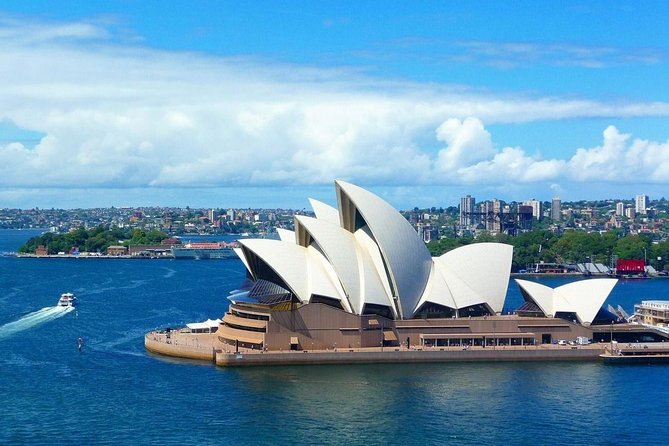 Sydney Private Tours by Locals: 100% Personalized, See the City Unscripted - Hyde Park to the Opera House, and why the walk matters