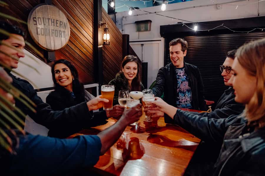 Sydney: Secret Bar Guided Tour with Complimentary Drink - A secret bar tour that actually plans the night
