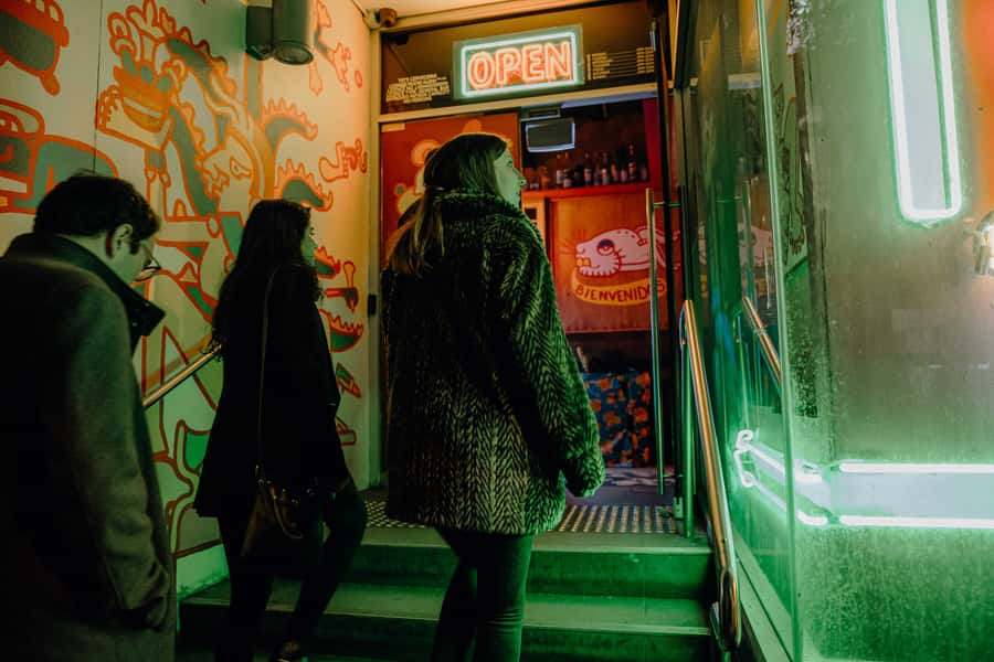 Sydney: Secret Bar Guided Tour with Complimentary Drink - How the 210-minute crawl flows, and where it saves time
