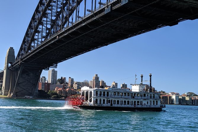 Sydney Secrets and Bondi Beach 4 HOUR AFTERNOON PRIVATE TOUR - Pickup and the Driver Advantage (Where Time Normally Goes Missing)