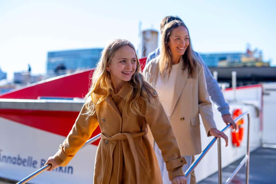 Sydney: Whale Watching & Hop On Hop Off Cruise Package - Circular Quay to Whales, Then Harbour Sightseeing Without Stress