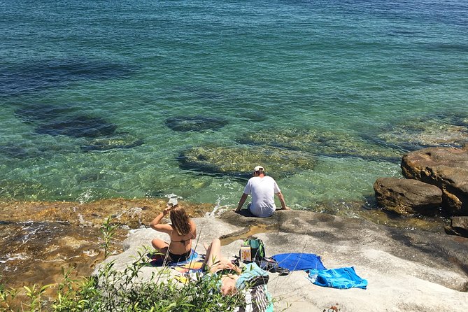 The Top Ten Hidden Harbour Beaches Tour with Jen - Practical logistics that matter once you’re outside