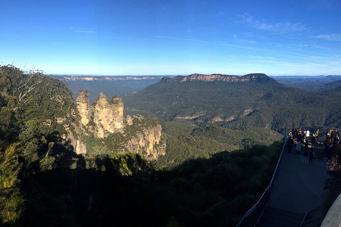 Ultimate Blue Mountains Private Tour with Scenic World and Wildlife Park - The ferry back to Sydney: under the Harbour Bridge, past the Opera House