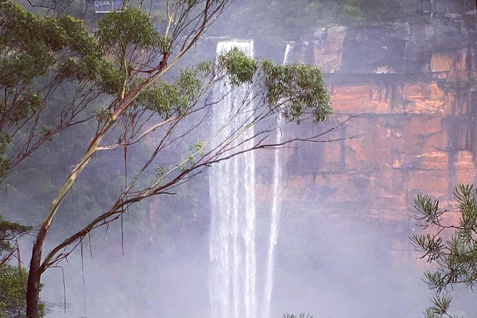 Waves Waterfalls and Wineries Full-Day Southern Highlands Private Tour - Bowral for cheese and chocolate, or a second winery stop